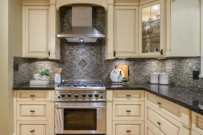 3402 Anne Macdonald Way, North Vancouver, BC