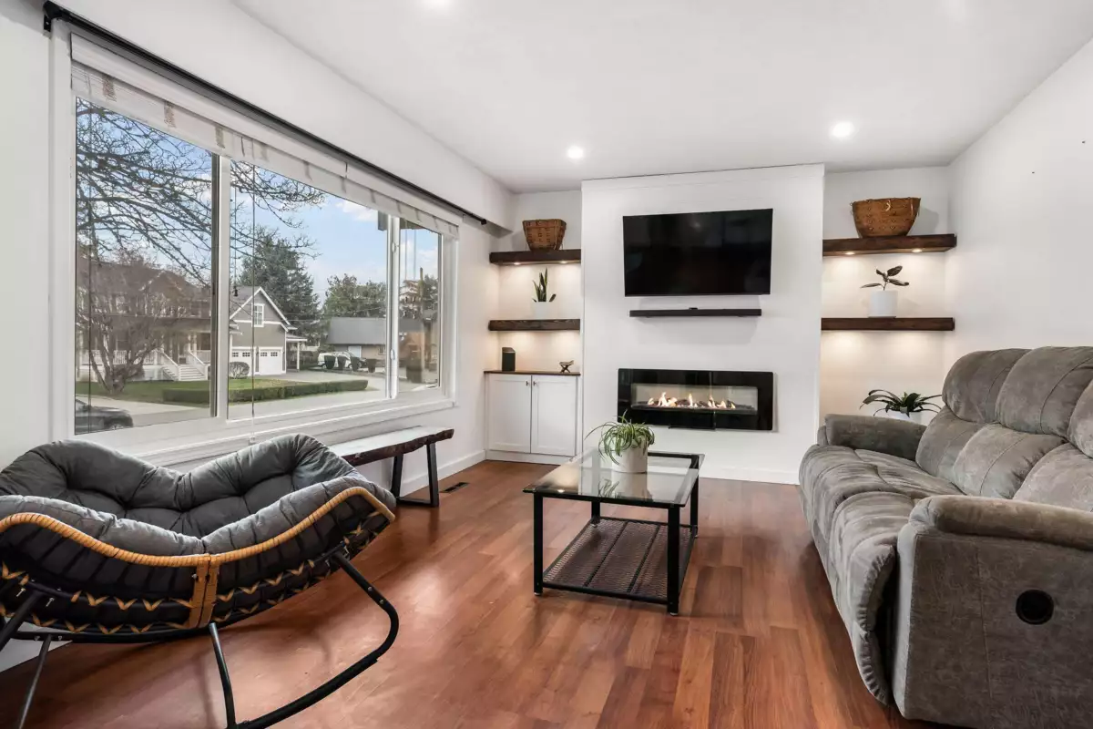 Family Room Photo of 6970 Centennial Drive, Chilliwack, BC