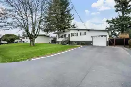 6970 Centennial Drive, Chilliwack, BC, Chilliwack — Single Family Residence for sale