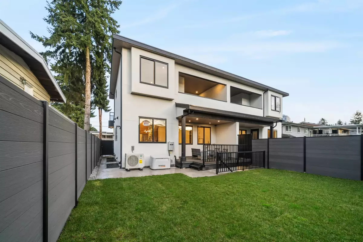 Loft / Bonus Room Photo of 8303 118a Street Street, Delta, BC