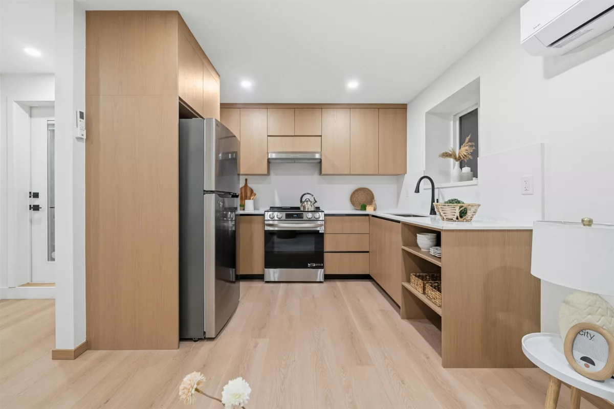 Mudroom Photo of 8303 118a Street Street, Delta, BC