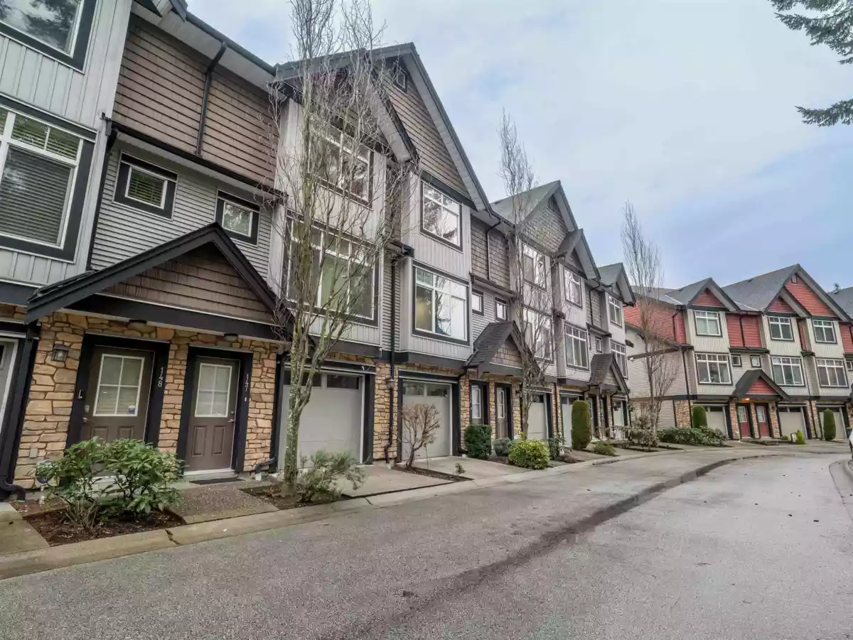 Garden / Landscaping Photo of 146 6299 144 Street, Surrey, BC