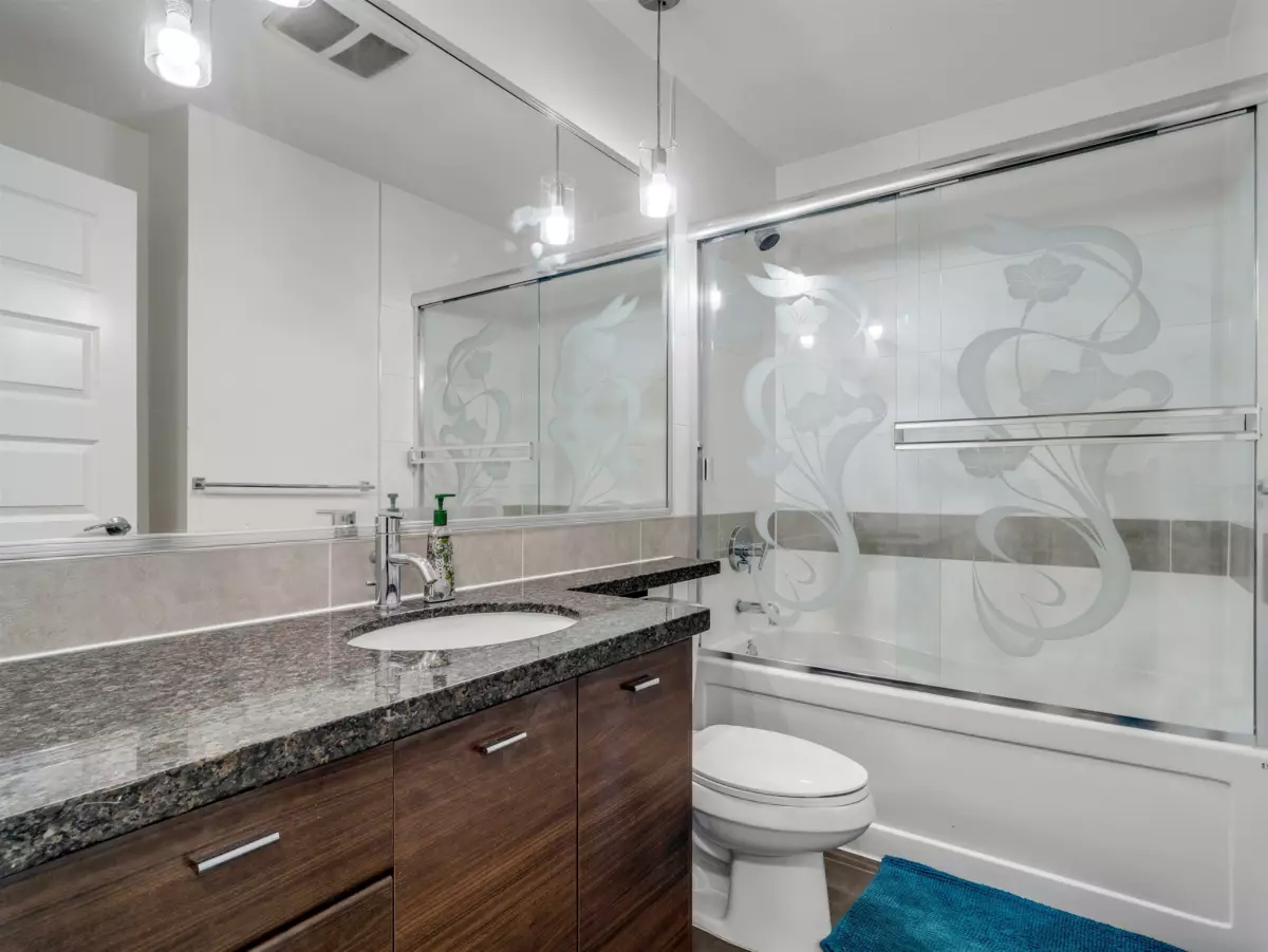 Loft / Bonus Room Photo of 146 6299 144 Street, Surrey, BC