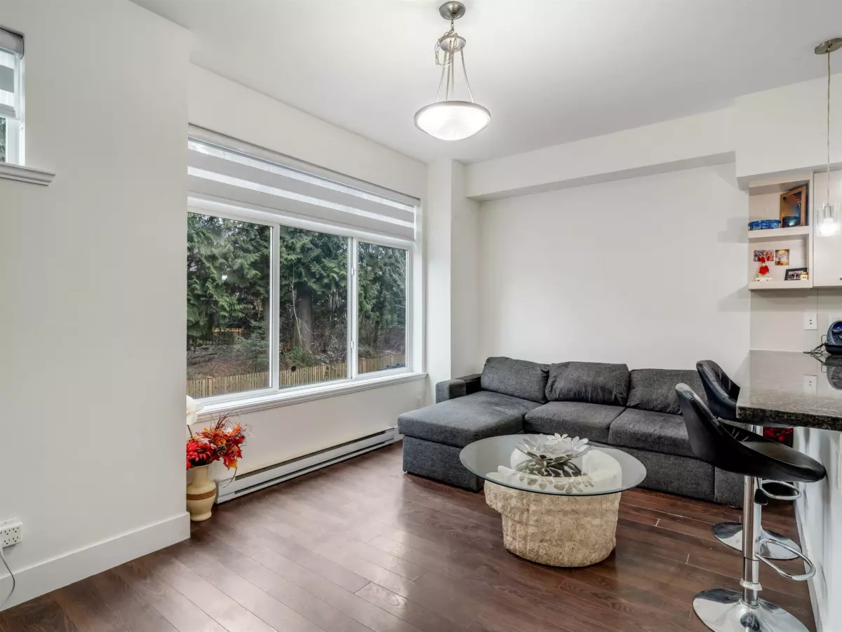 Powder Room Photo of 146 6299 144 Street, Surrey, BC