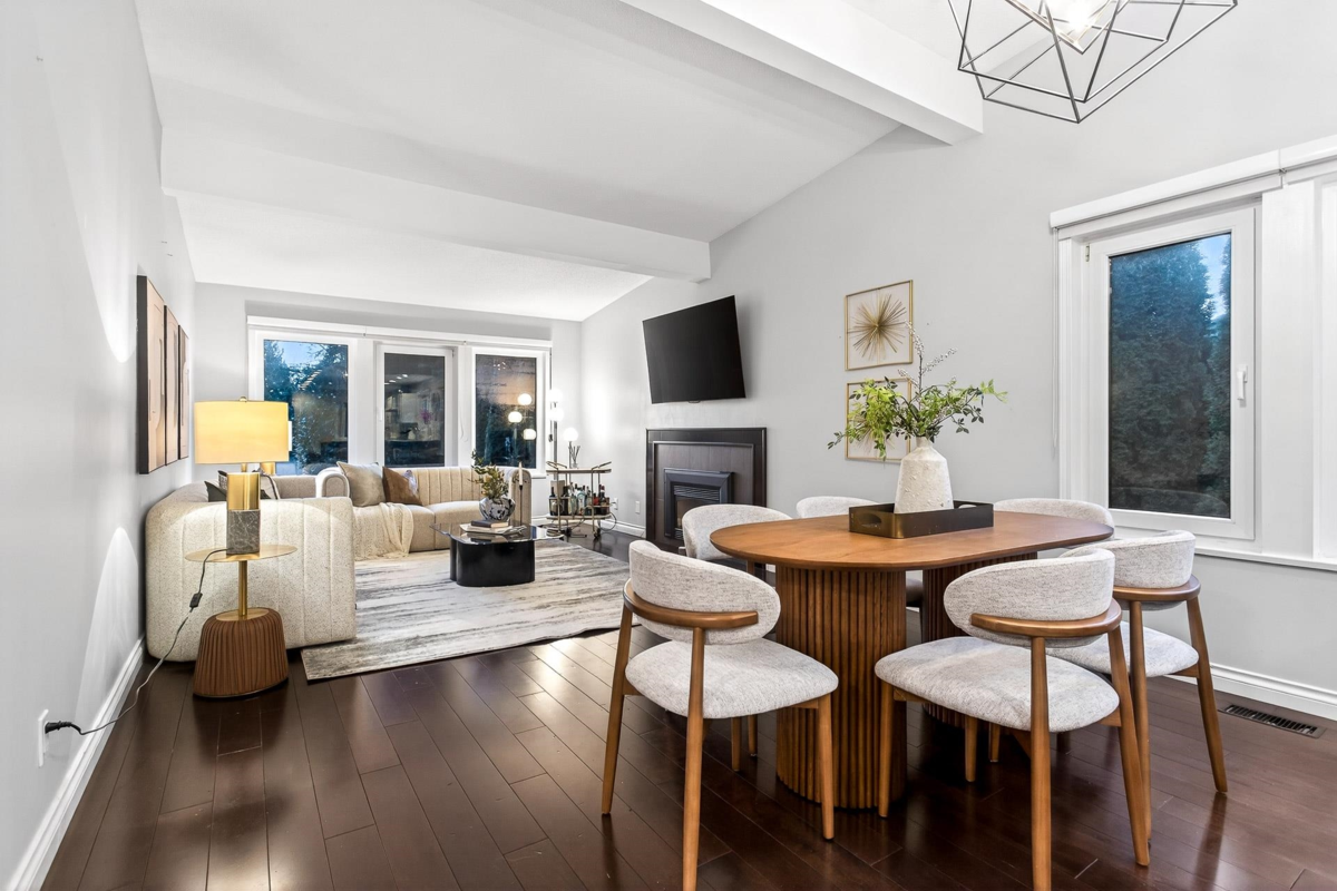 Dining Area Photo of 1614 Lynn Valley Road, North Vancouver, BC