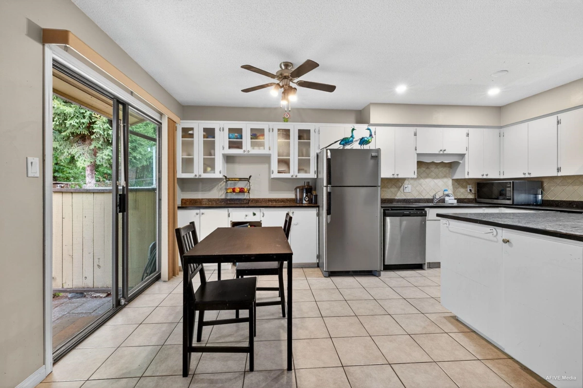 Bedroom 4 Photo of 15 2998 Mouat Drive, Abbotsford, BC
