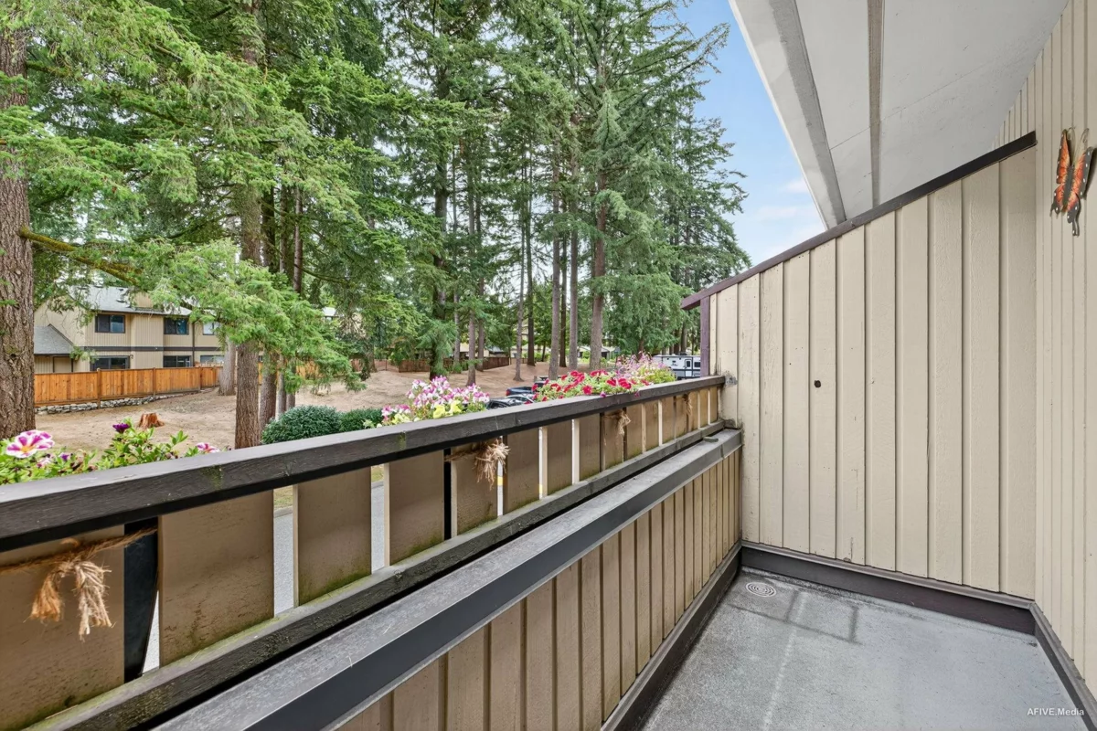Mudroom Photo of 15 2998 Mouat Drive, Abbotsford, BC