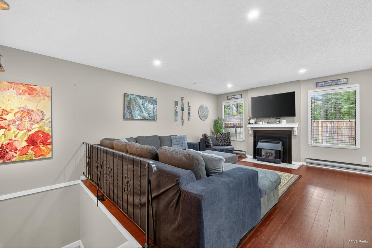 Primary Bathroom Photo of 15 2998 Mouat Drive, Abbotsford, BC