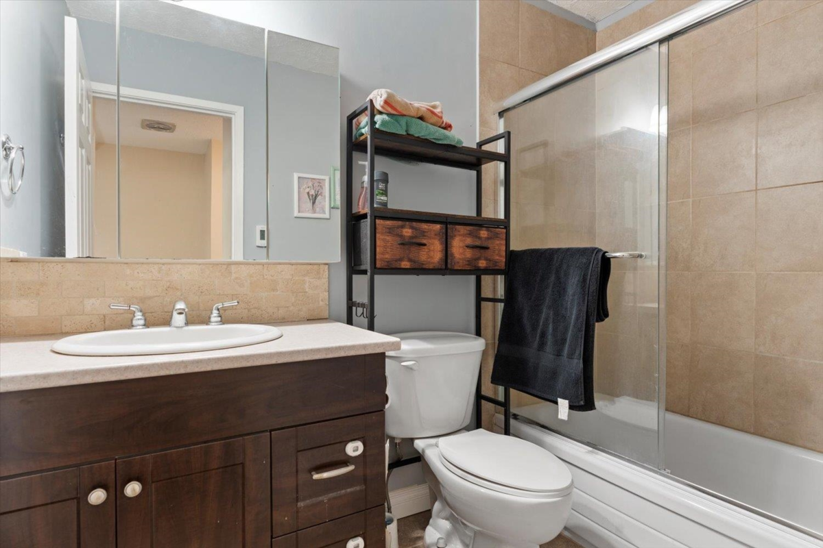 Basement Recreation Room Photo of 14 6609 138 Street, Surrey, BC