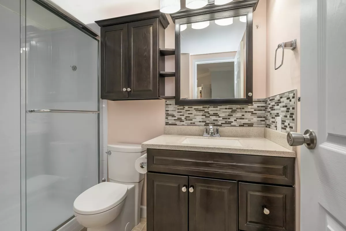 Kitchen Photo of 1001 11881 88 Avenue, Delta, BC