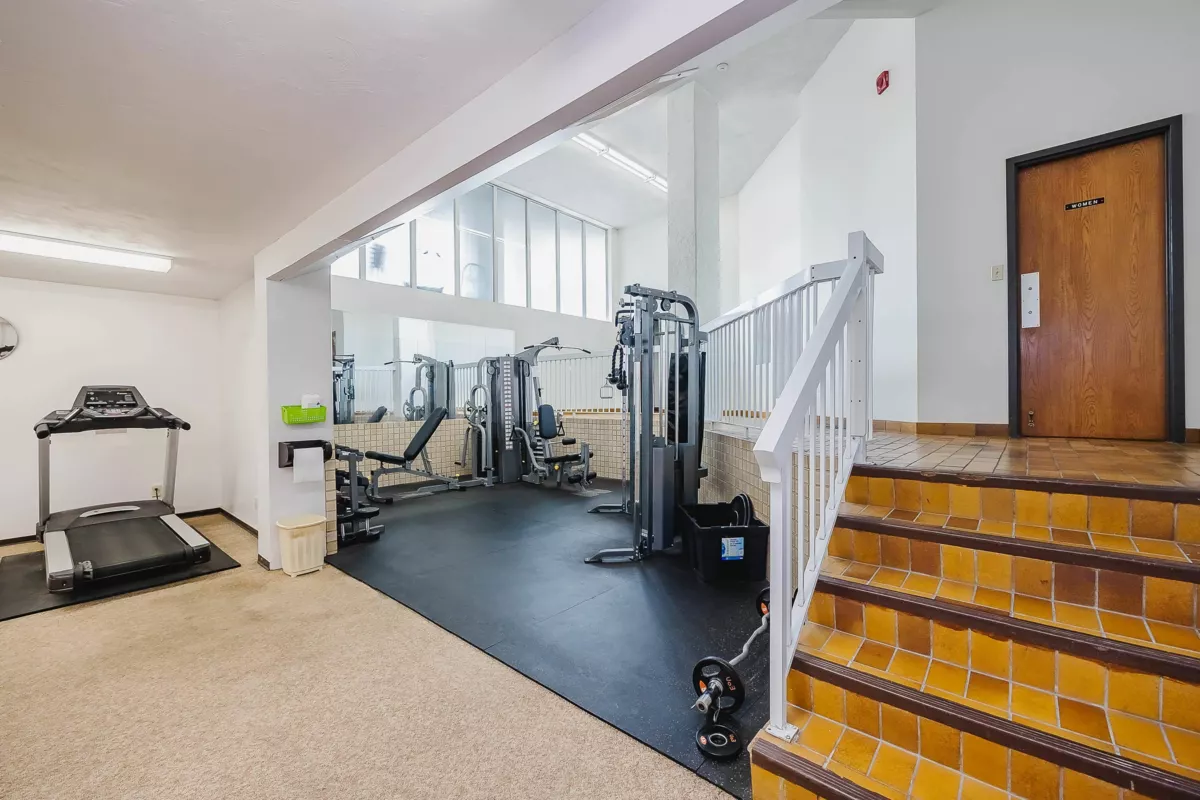 Swimming Pool Photo of 1001 11881 88 Avenue, Delta, BC