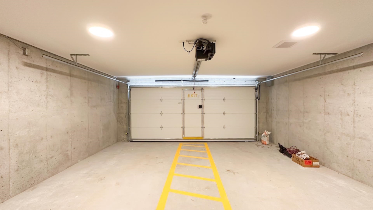 Front Yard Photo of 4 3800 Pender Street, Burnaby, BC