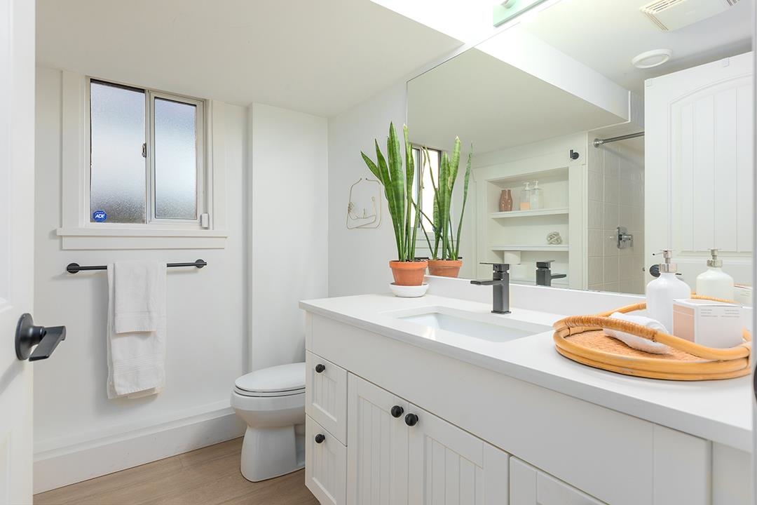 Bedroom 4 Photo of 708 Woodland Drive, Vancouver, BC