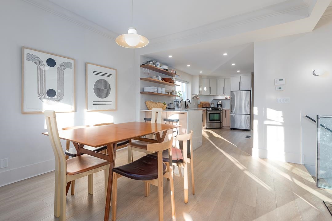 Living Room Photo of 708 Woodland Drive, Vancouver, BC