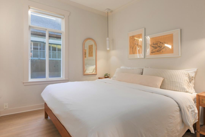 Breakfast Nook Photo of 708 Woodland Drive, Vancouver, BC