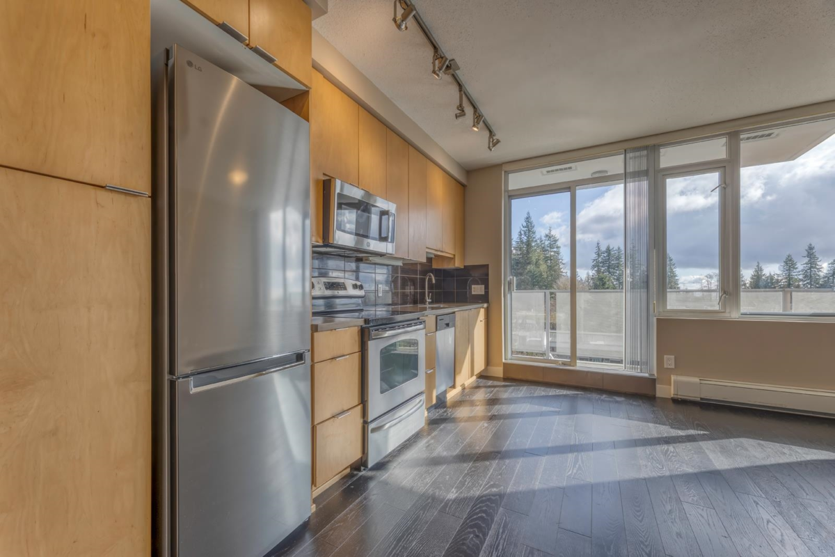 Family Room Photo of 507 9025 Highland Court, Burnaby, BC