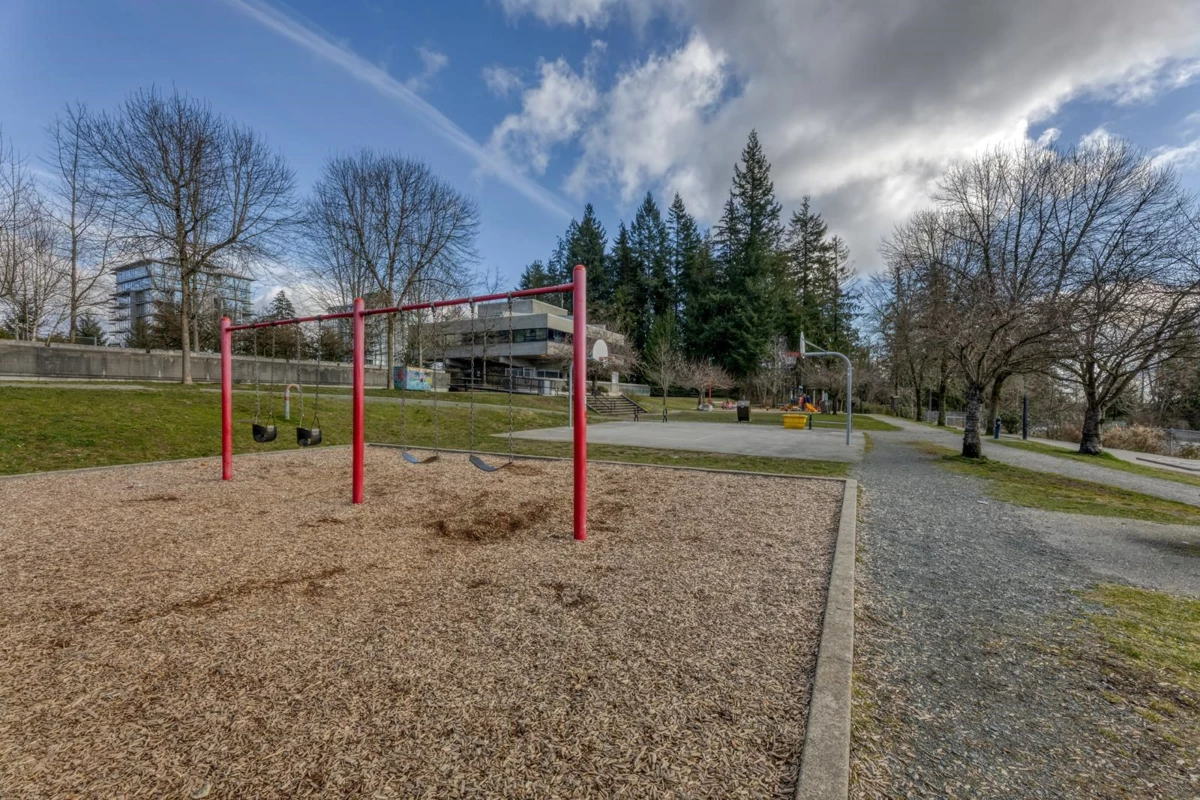 Powder Room Photo of 507 9025 Highland Court, Burnaby, BC