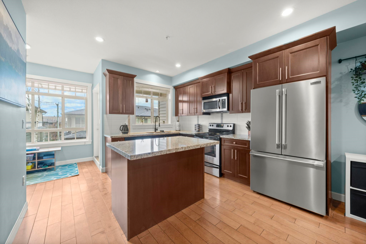 Primary Bedroom Photo of 5 13771 232a Street, Maple Ridge, BC