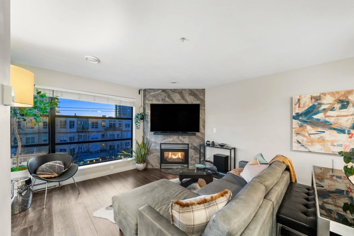 Kitchen Photo of 410 124 W 3rd Street, North Vancouver, BC
