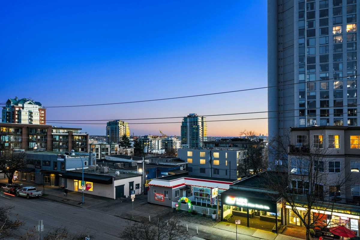 Office / Den Photo of 410 124 W 3rd Street, North Vancouver, BC