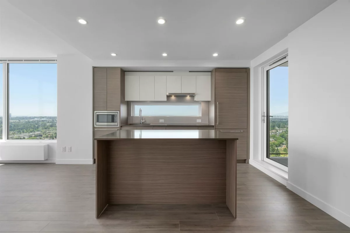 Family Room Photo of 3803 13615 Fraser Highway, Surrey, BC