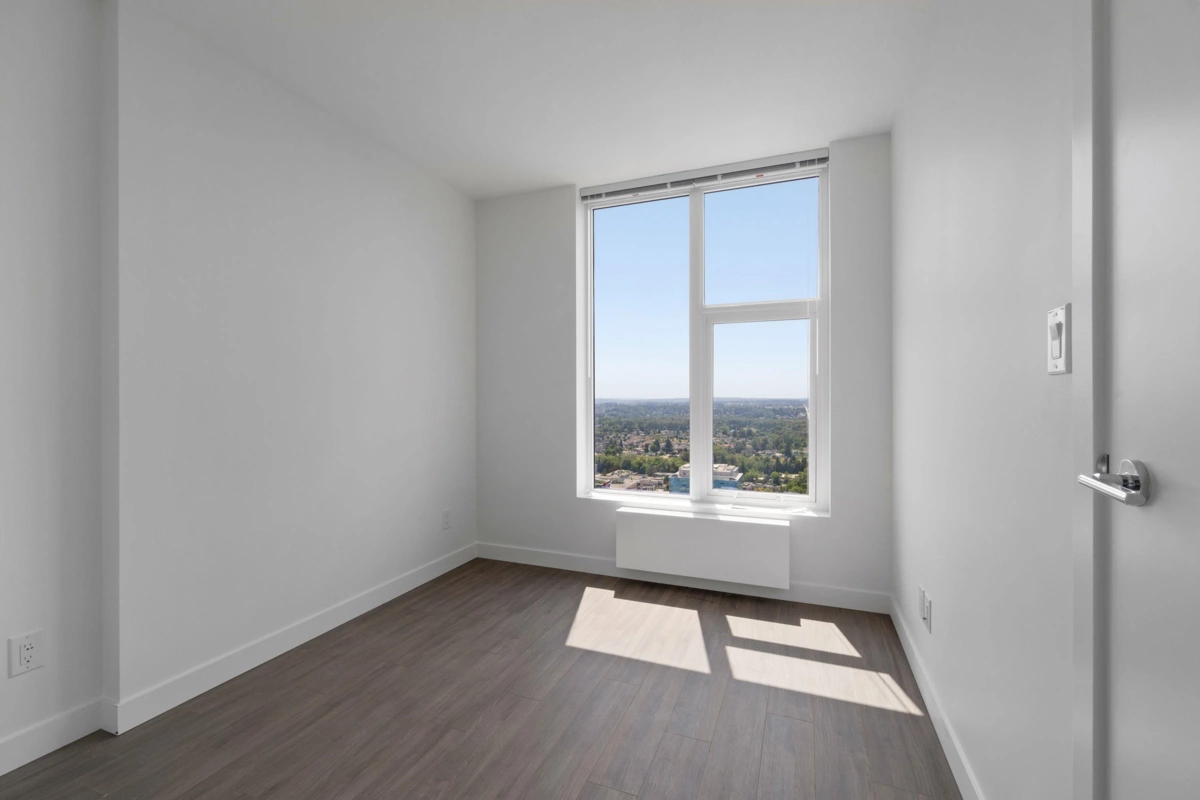 Guest Bathroom Photo of 3803 13615 Fraser Highway, Surrey, BC