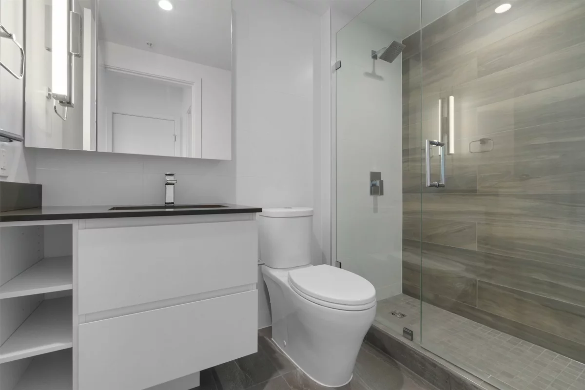 Loft / Bonus Room Photo of 3803 13615 Fraser Highway, Surrey, BC