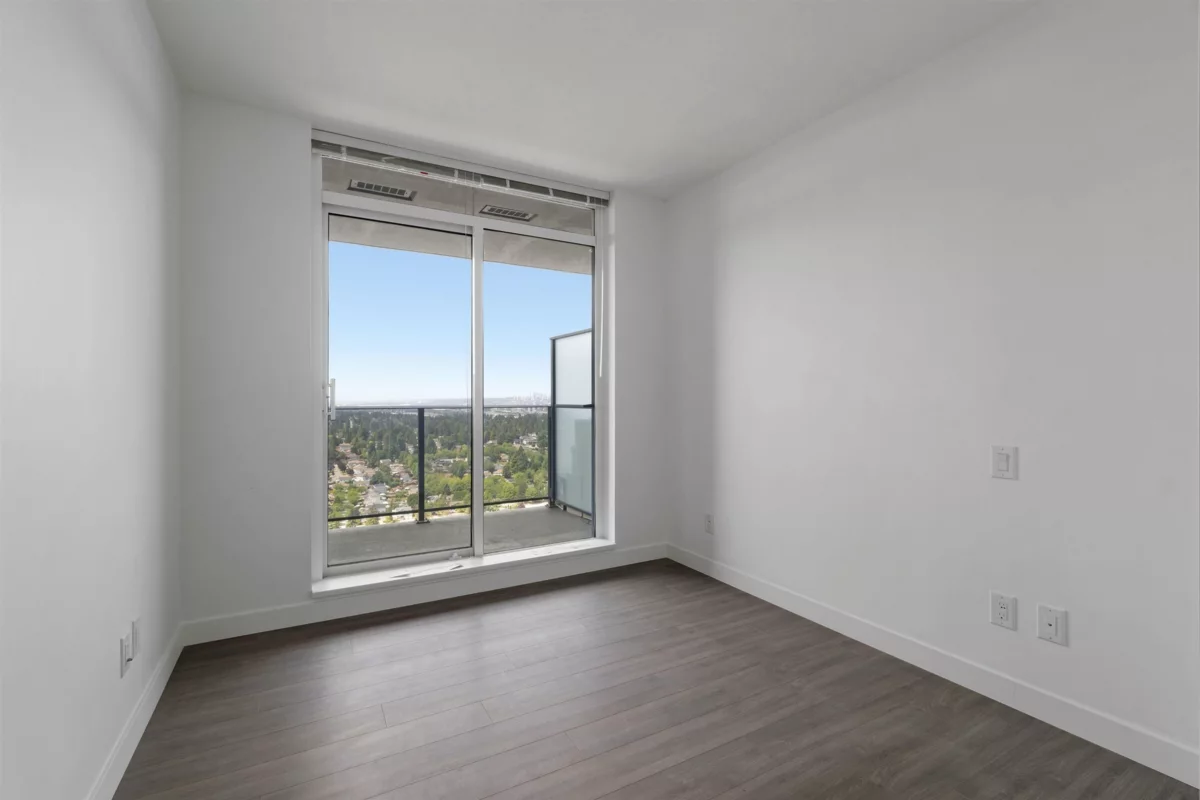Powder Room Photo of 3803 13615 Fraser Highway, Surrey, BC
