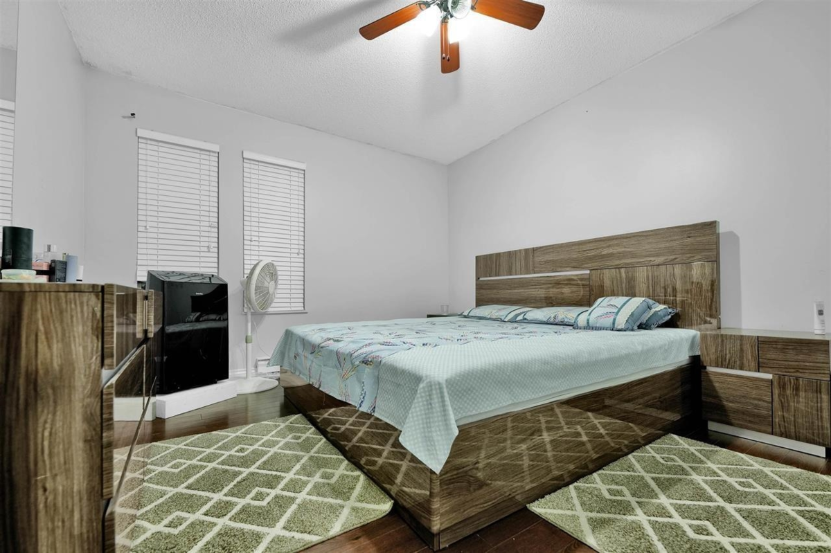 Bedroom 3 Photo of 33 3075 Trethewey Street, Abbotsford, BC