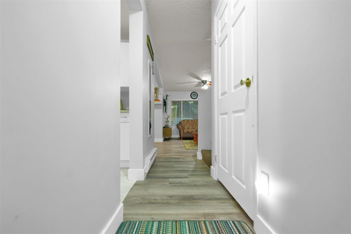 Dining Area Photo of 33 3075 Trethewey Street, Abbotsford, BC