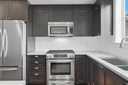 Walk-In Closet Photo of 214 15195 36 Avenue, Surrey, BC