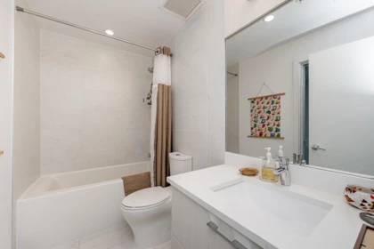 Hallway Photo of 1803 518 Whiting Way, Coquitlam, BC