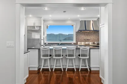 Primary Bedroom Photo of 1128 Twin Isle Drive, Gibsons, BC