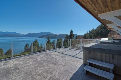 Swimming Pool Photo of 1128 Twin Isle Drive, Gibsons, BC