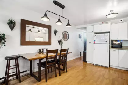Breakfast Nook Photo of 784 Millbank, Vancouver, BC