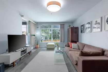 102 3981 Fraser Street, Vancouver, BC, Vancouver — Apartment/Condo for sale