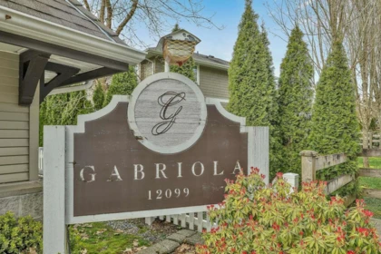 Front Yard Photo of 82 12099 237 Street, Maple Ridge, BC