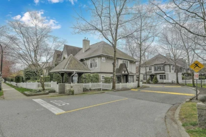Garden / Landscaping Photo of 82 12099 237 Street, Maple Ridge, BC