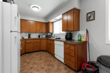 Breakfast Nook Photo of 45603 Reece Avenue, Chilliwack, BC