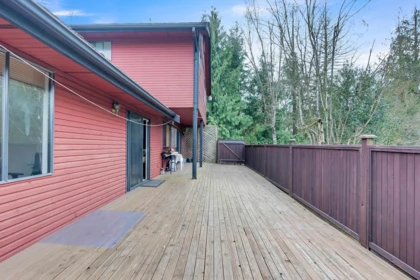 Backyard Photo of 6643 181 Street, Surrey, BC
