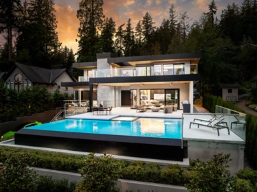 449 Hillcrest Street, West Vancouver, BC, West Vancouver — Single Family Residence for sale