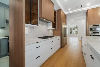 Kitchen Island Photo of 827 Atkins Street, Coquitlam, BC