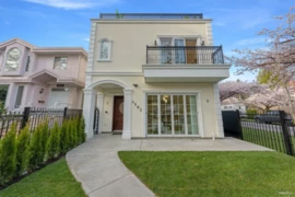 2 4503 W 15th Avenue, Vancouver, BC