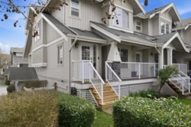 8 6568 193b Street, Surrey, BC