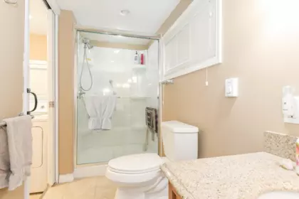 Mudroom Photo of 14028 102 Avenue, Surrey, BC
