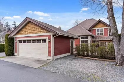 5866 Garrison Boulevard, Chilliwack, BC, Chilliwack — Single Family Residence for sale