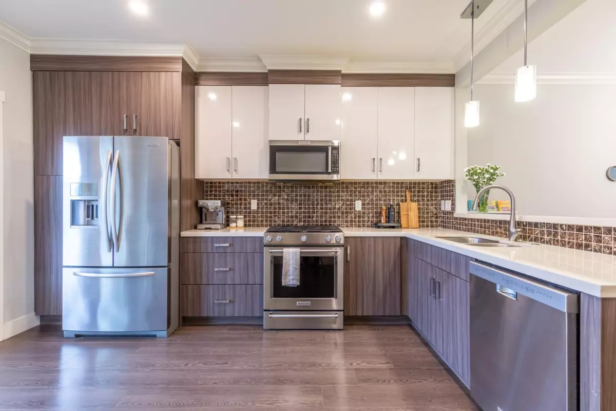 Dining Area Photo of 60 19097 64 Avenue, Surrey, BC