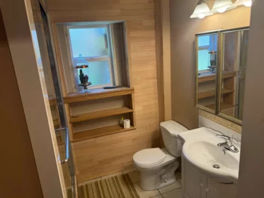 Powder Room Photo of 7048 140a Street, Surrey, BC