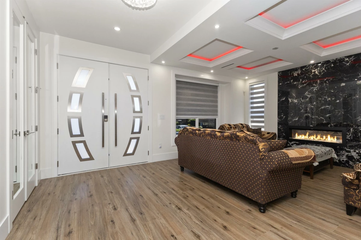 Living Room Photo of 2357 Alder Street, Abbotsford, BC