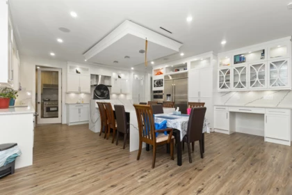 Kitchen Island Photo of 2357 Alder Street, Abbotsford, BC